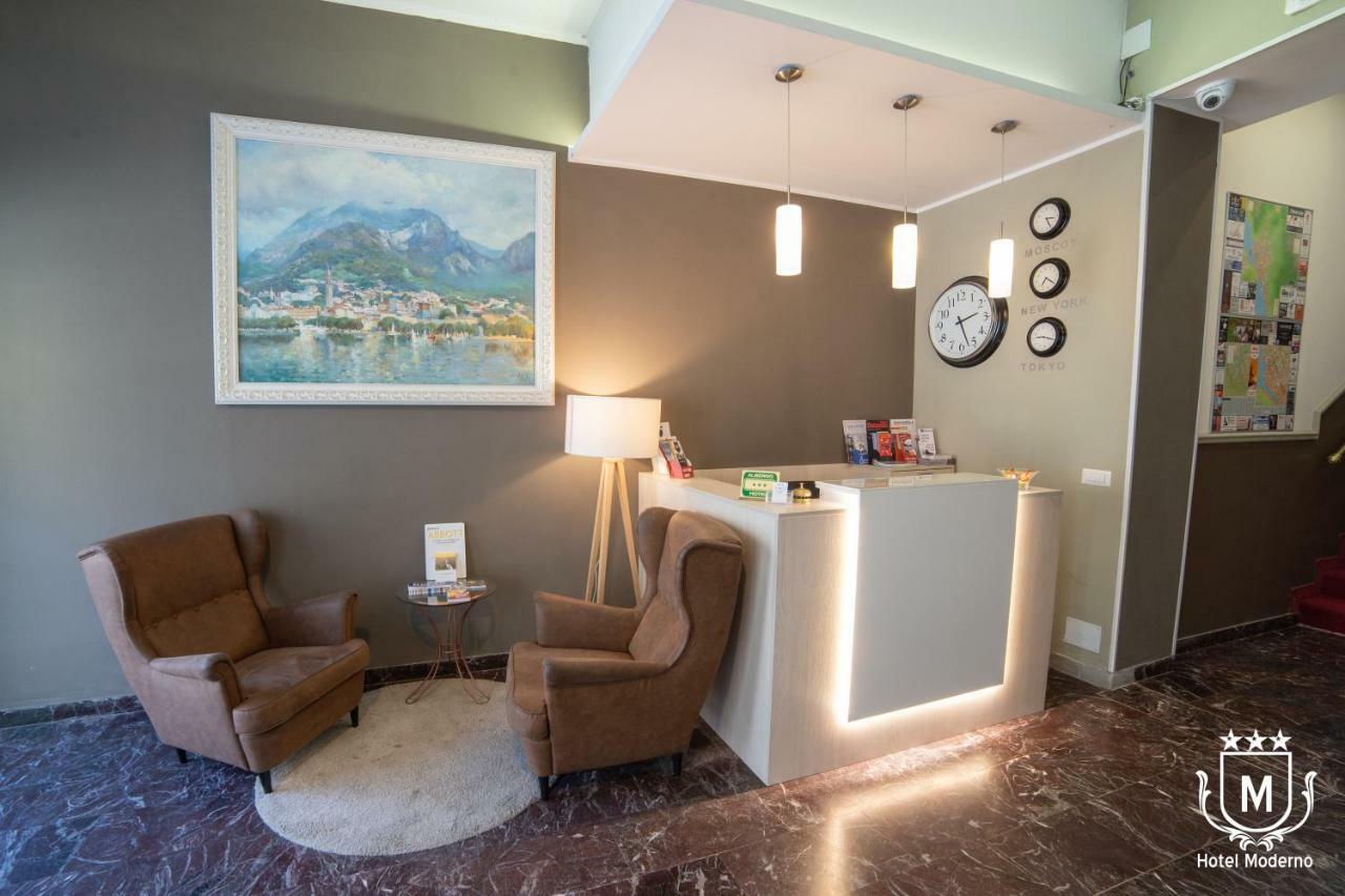 Hotel Moderno Леко Екстериор снимка