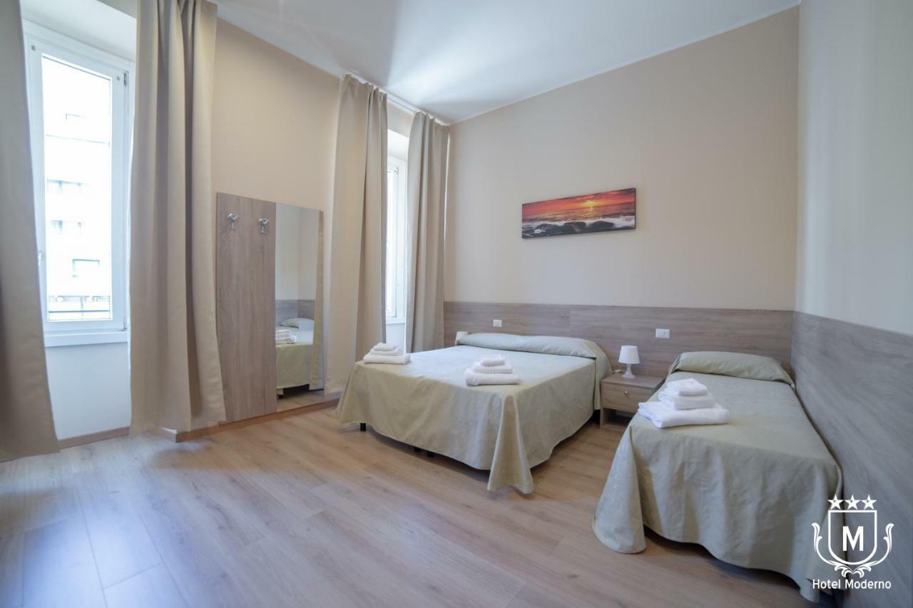 Hotel Moderno Леко Екстериор снимка